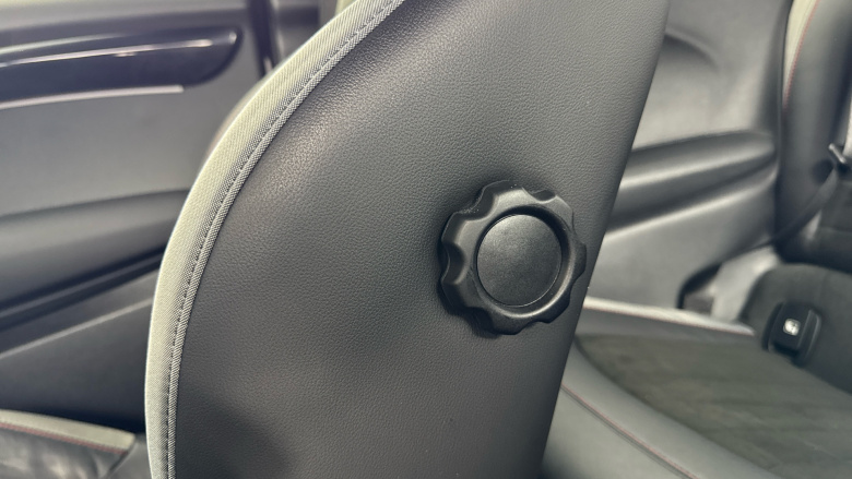 MINI Hatchback 2.0 Cooper S Sport 3dr Auto [Nav Pack] Petrol Hatchback